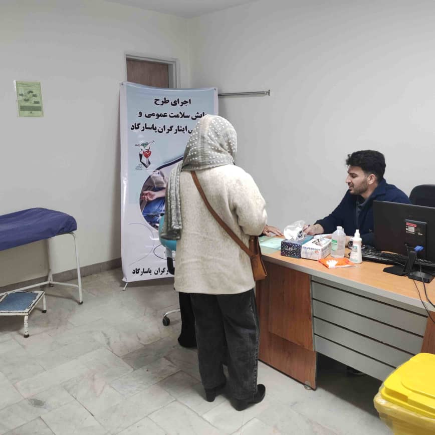 طرح پایش سلامت خانواده شهدا با حضور پزشکان متخصص در بیمارستان امام جعفر صادق(ع) پاسارگاد اجرا شد